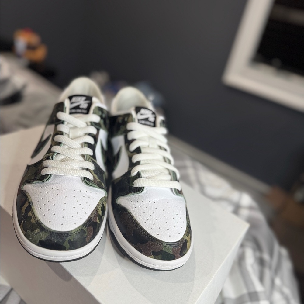 SB Dunk Low Sample Camo Legion Green